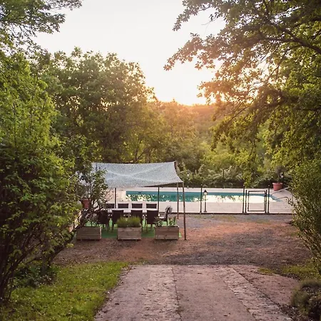 Vila Met Zwembad Dordogne