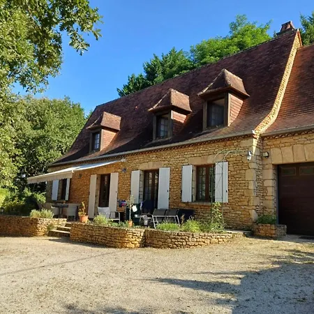 Vila Met Zwembad Dordogne Limeuil